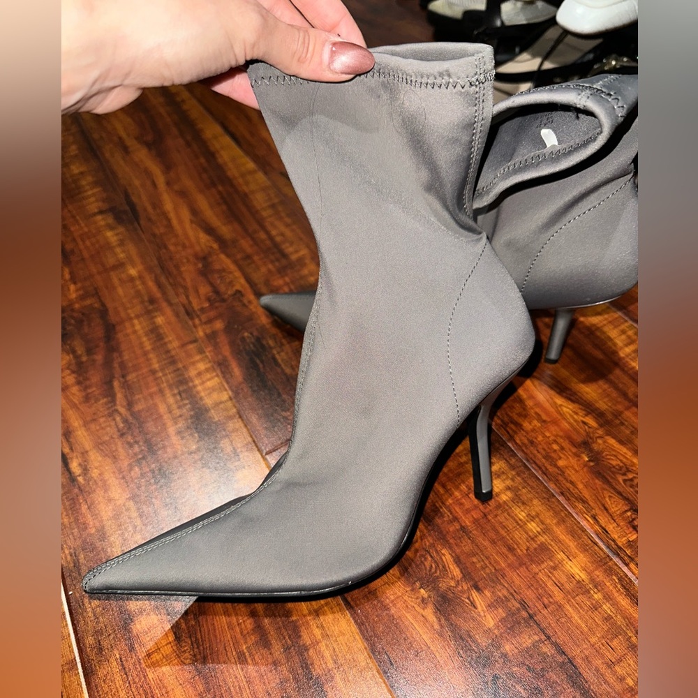 H&M Gray Heeled Boots with Sleek Silhouette